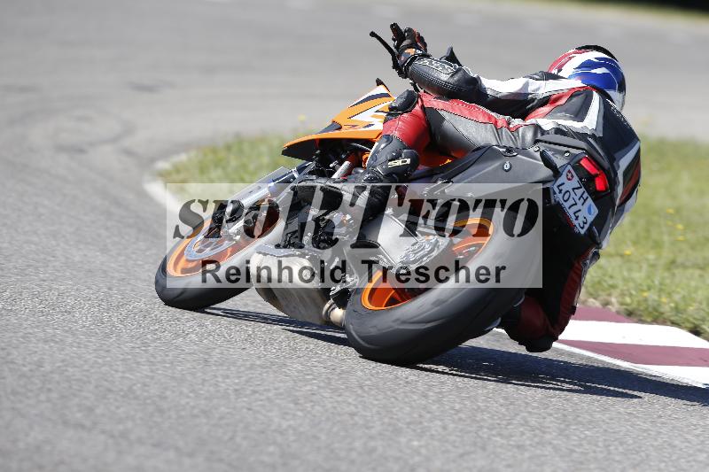 Archiv-2025/48 25.08.2025 Cornu Master School ADR/rot-rouge/119